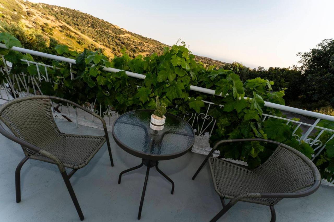 Mano'S House Villa Триопетра Екстериор снимка